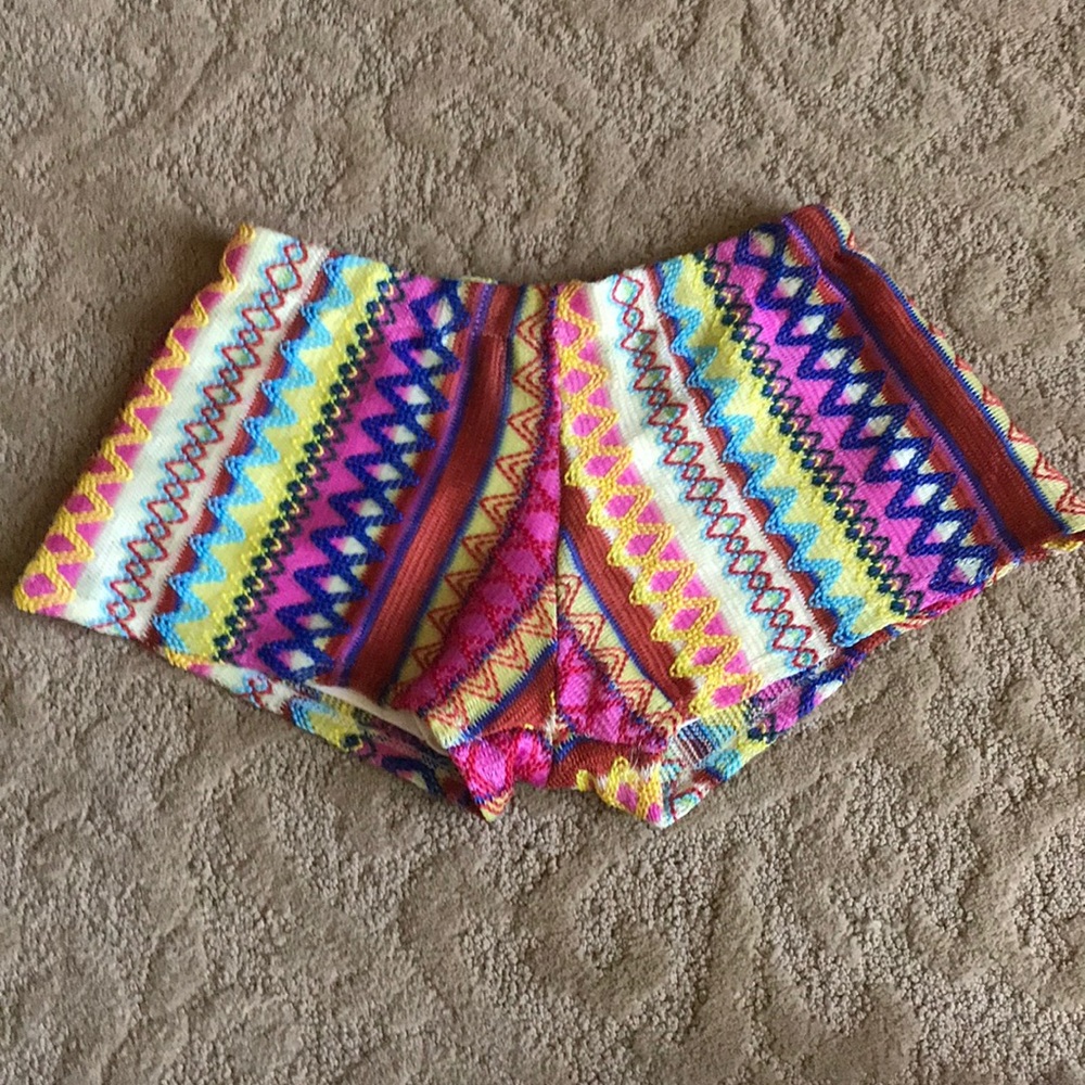 Girls embroidered shorts
